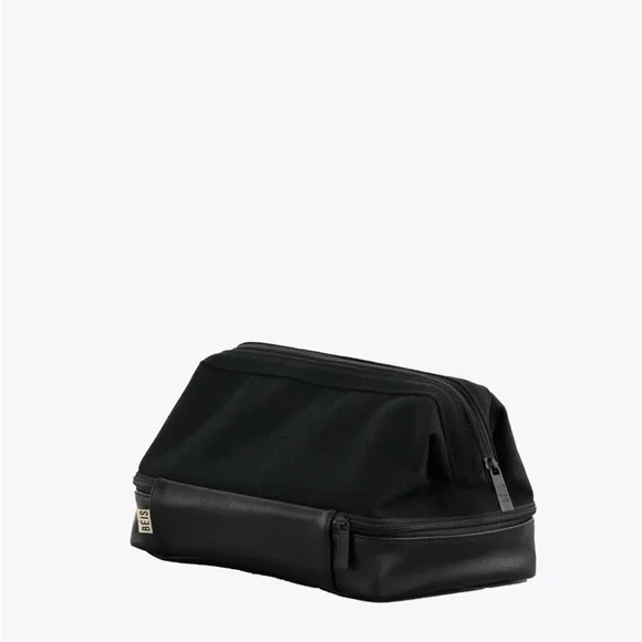 BEIS black toiletry Travel Bag in excellent condition. - Picture 6 of 9